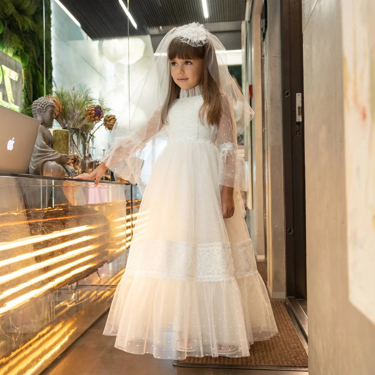 Choosing the First Communion Dress image