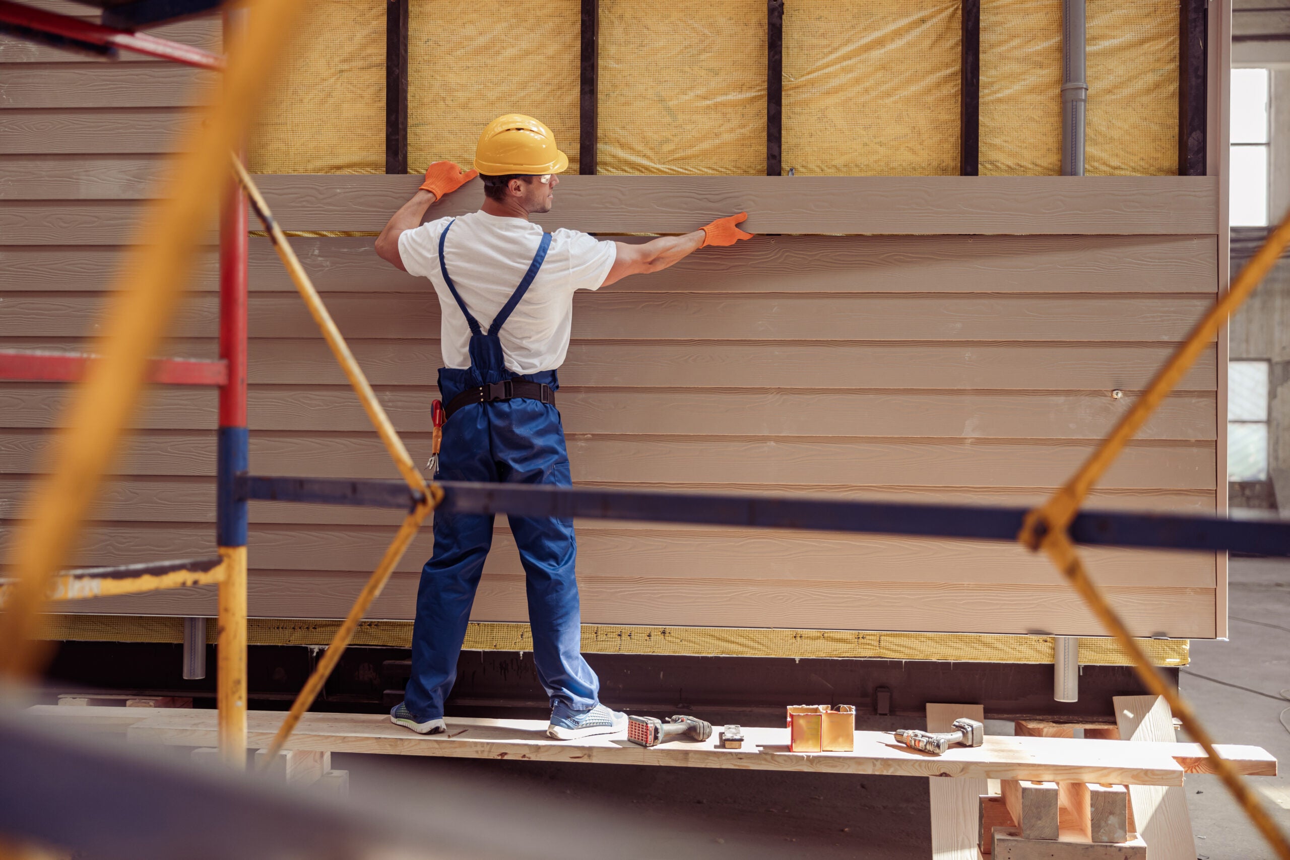 How to Choose the Right Siding for Your Climate image