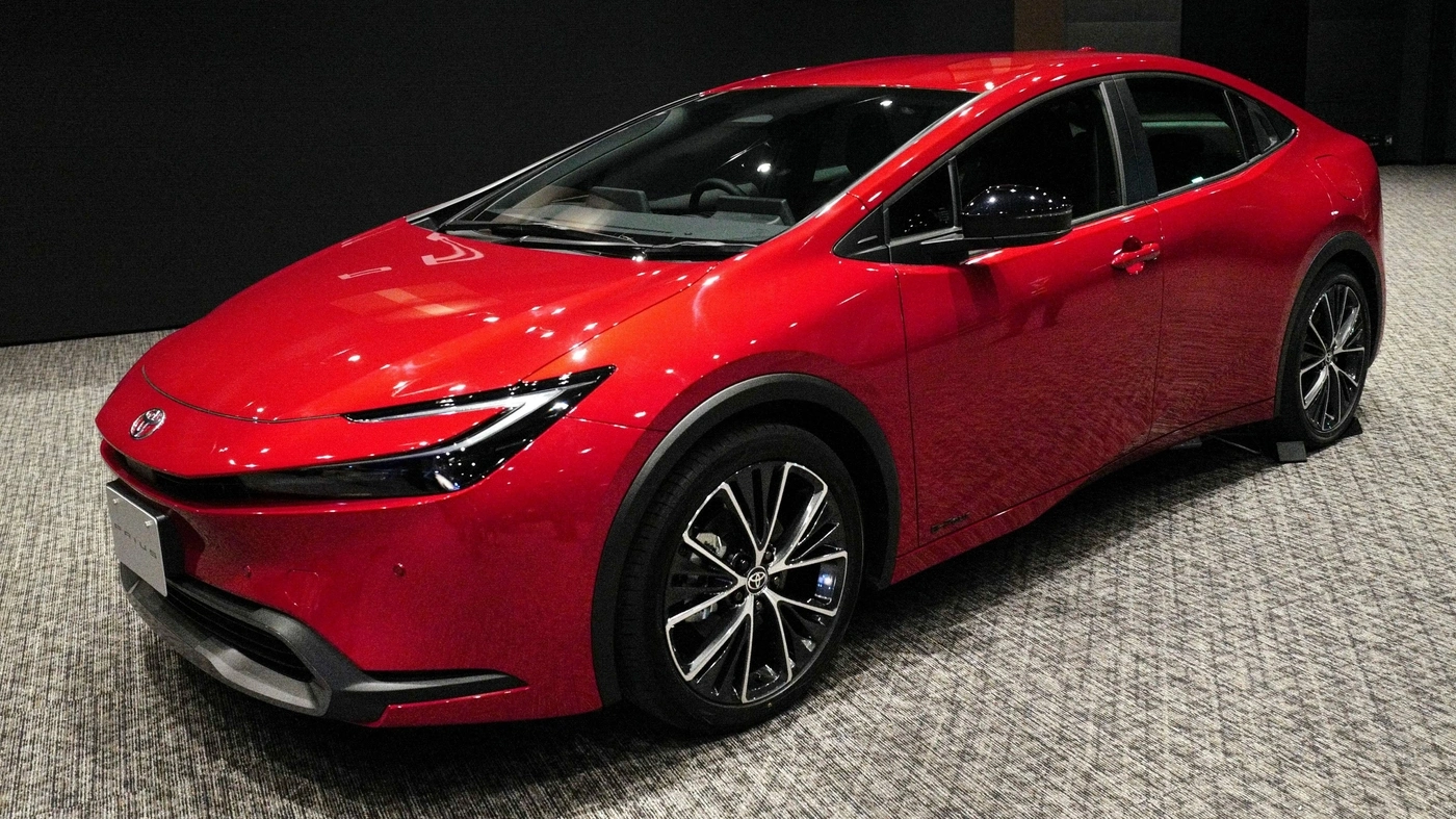 The Advantages of Hybrid Cars: A Smart Choice for the Future image